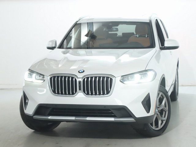 Certified 2023 BMW X3 xDrive30i w/ Premium Package w/ZPA AWD/4WD image 3
