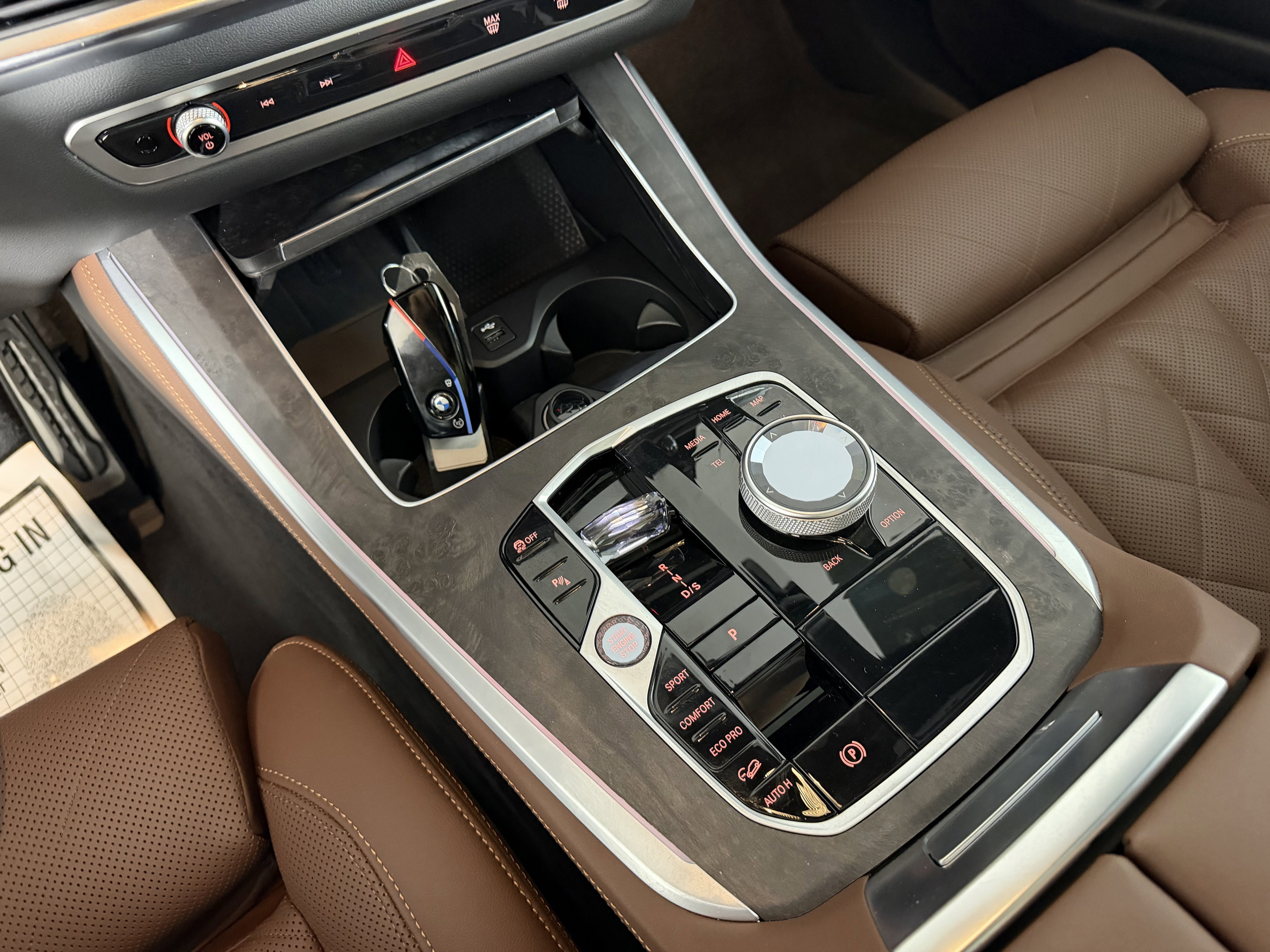 Certified 2025 BMW X5 M60i w/ Executive Package image 12