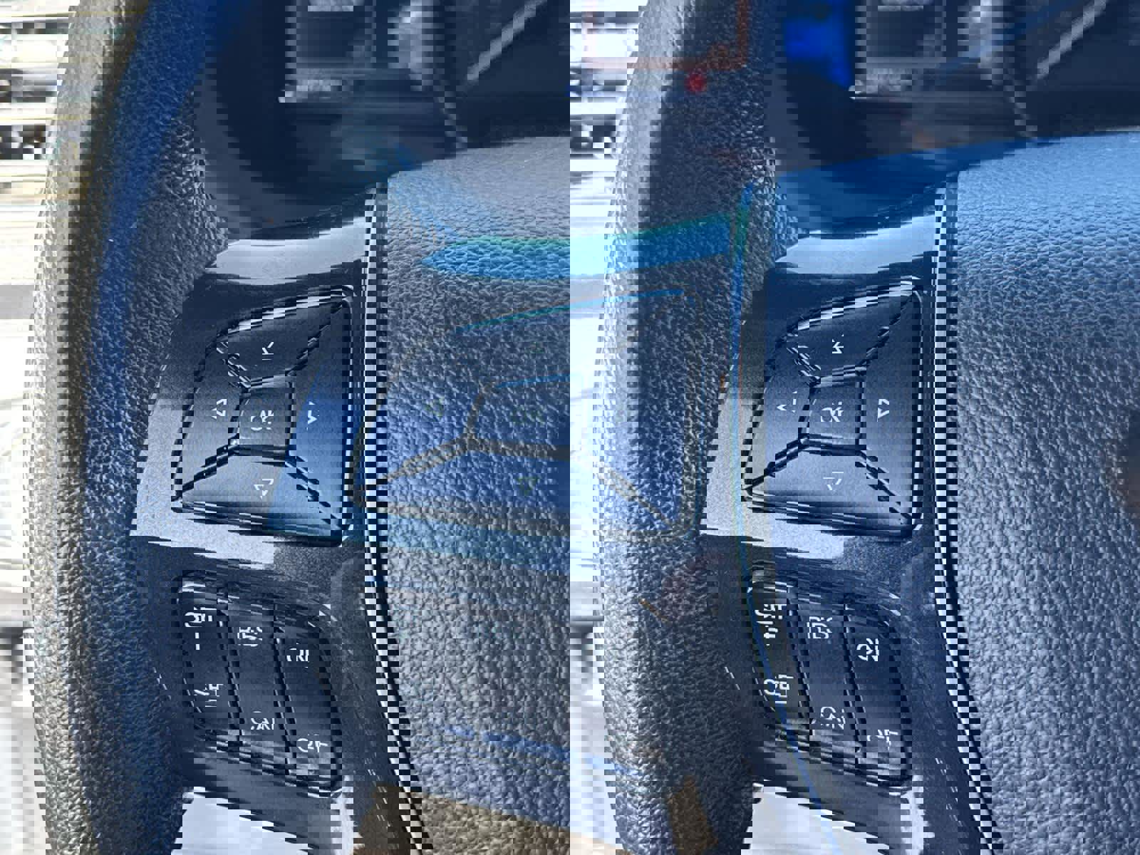 Used 2019 Ford Explorer Limited w/ Class III Trailer Tow Package image 19