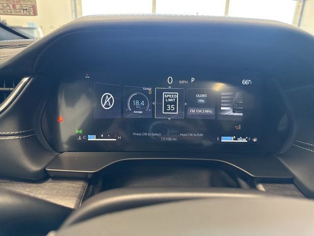 Used 2024 Jeep Grand Cherokee Overland w/ Luxury Tech Group IV AWD/4WD image 35