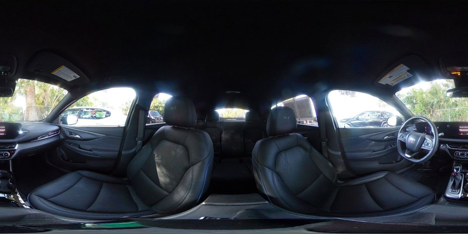 Used 2025 Buick Envista Sport Touring image 42