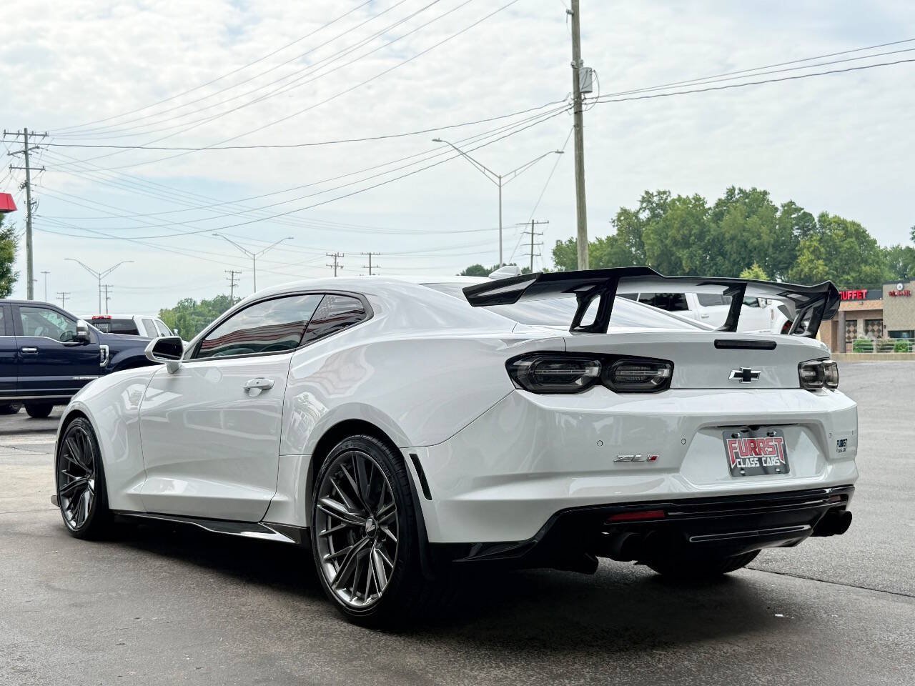 Used 2022 Chevrolet Camaro ZL1 RWD image 5