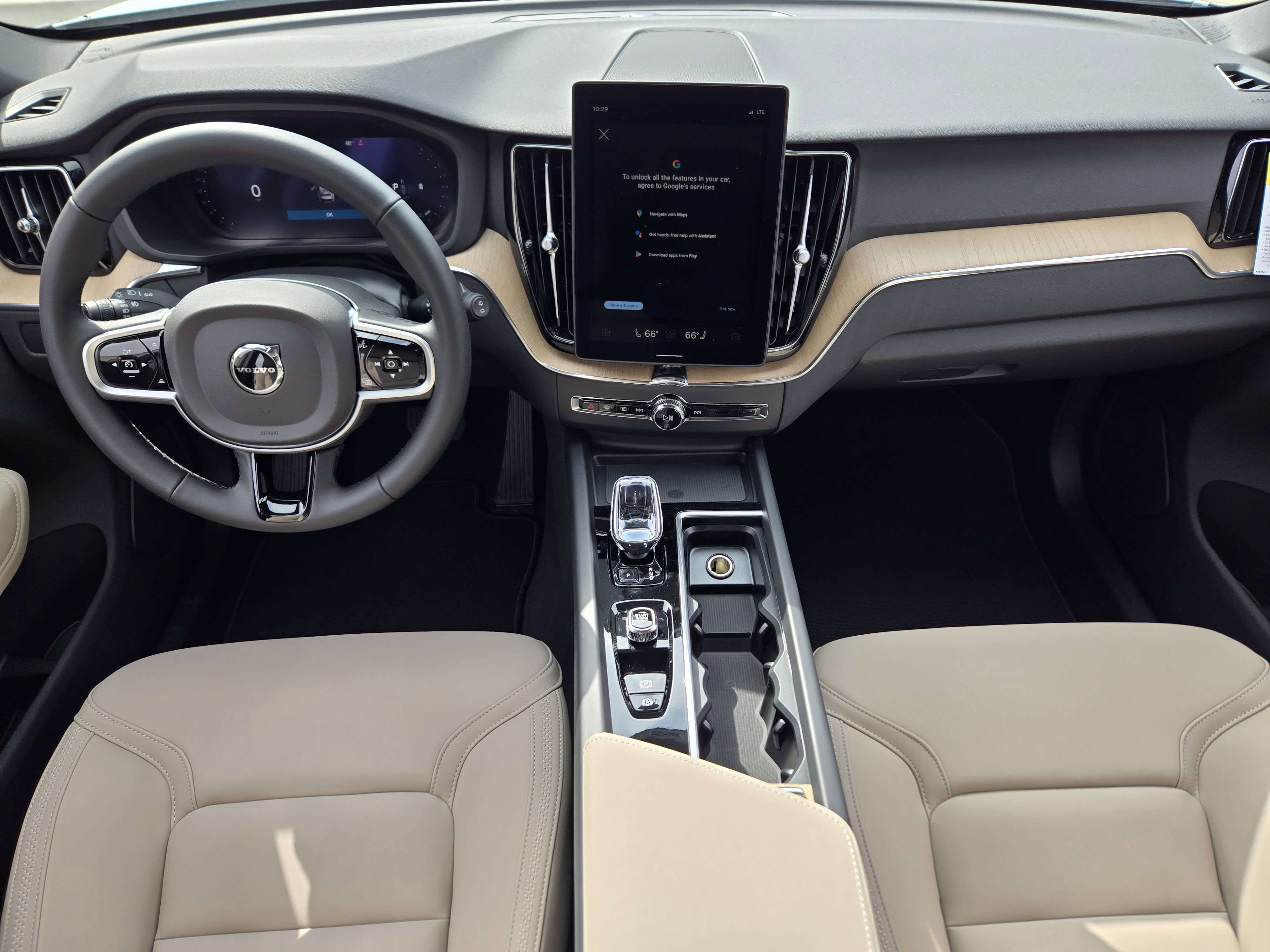 Used 2026 Volvo XC60 B5 Plus w/ Protection Package Premier AWD/4WD image 20
