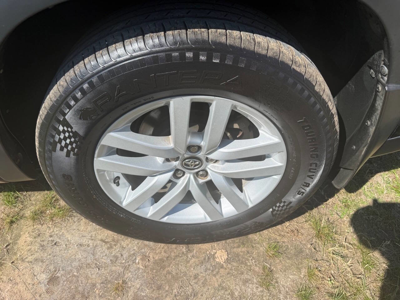 Used 2016 Toyota Highlander LE image 9