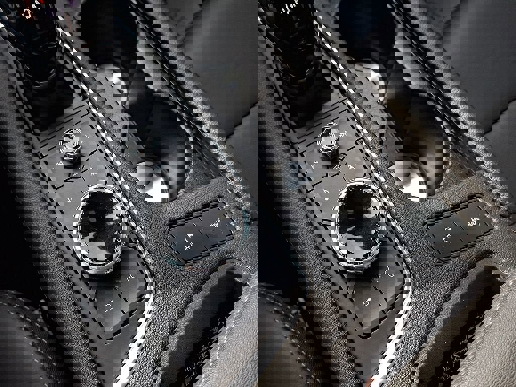 Certified 2023 Cadillac XT5 Premium Luxury image 28