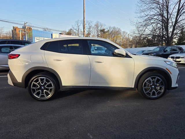 Used 2025 BMW X2 xDrive28i w/ Technology Package image 4