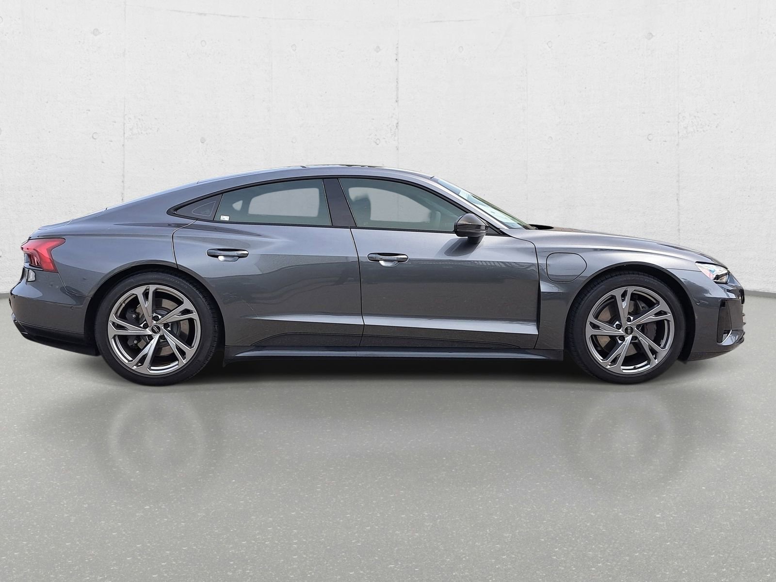 Certified 2023 Audi e-tron GT Prestige w/ Prestige Package image 4