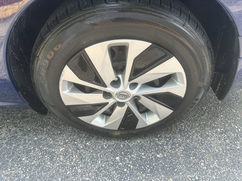 Used 2024 Nissan Altima 2.5 S FWD image 8