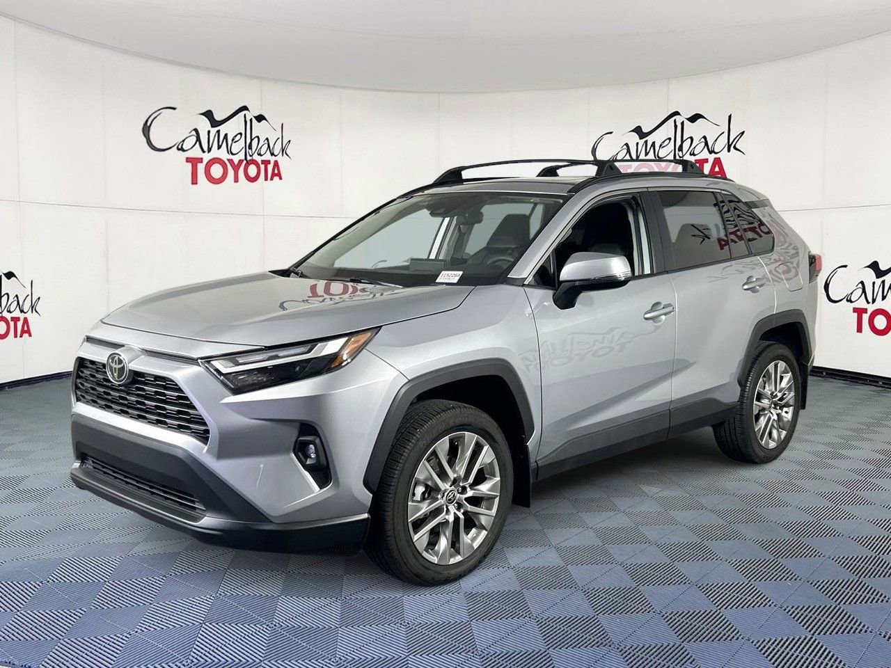 Used 2025 Toyota RAV4 XLE Premium w/ Weather Package FWD image 4