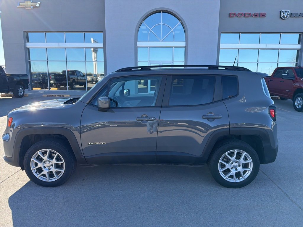 Used 2021 Jeep Renegade Latitude w/ Convenience Group image 2