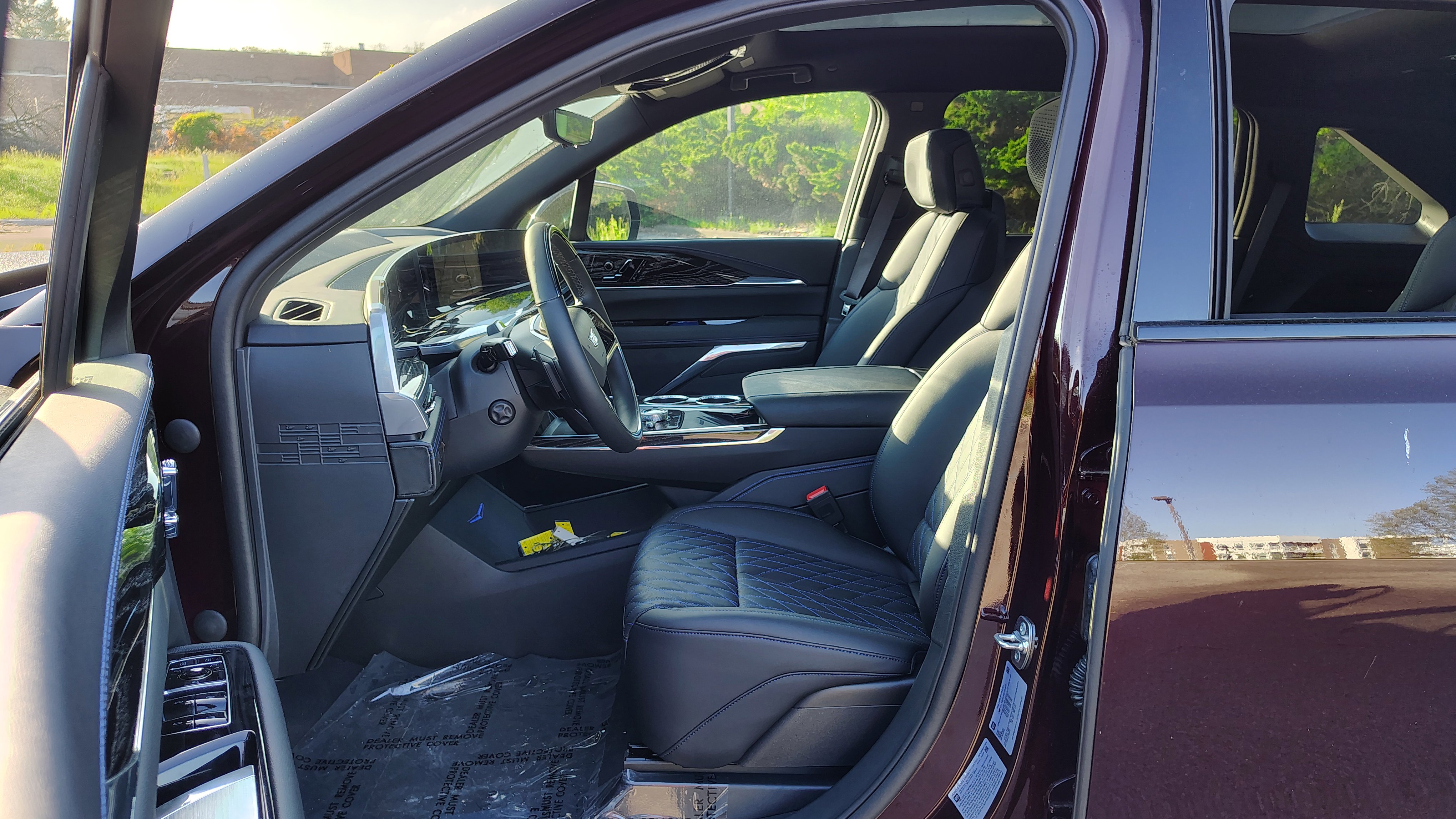 New 2025 Cadillac Escalade IQ Luxury 1 image 9