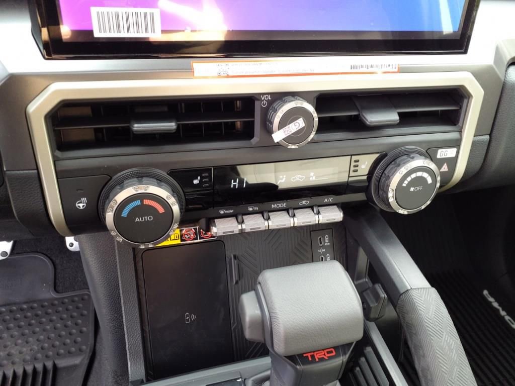 New 2025 Toyota Tacoma TRD Sport image 14