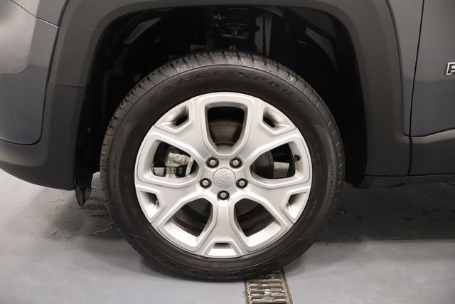 Certified 2022 Jeep Renegade Limited image 23