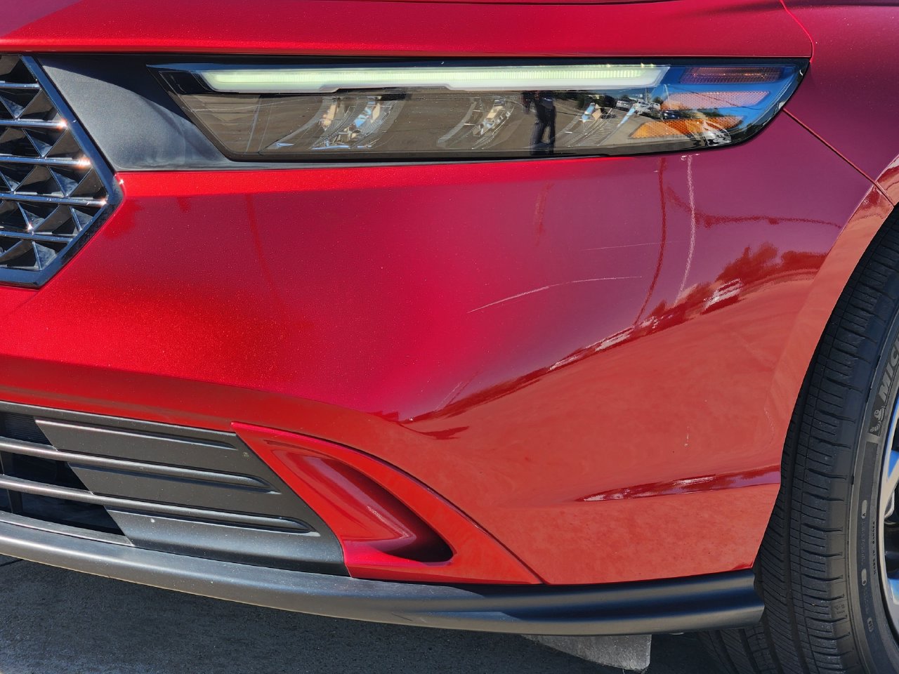 Used 2024 Honda Accord EX image 9