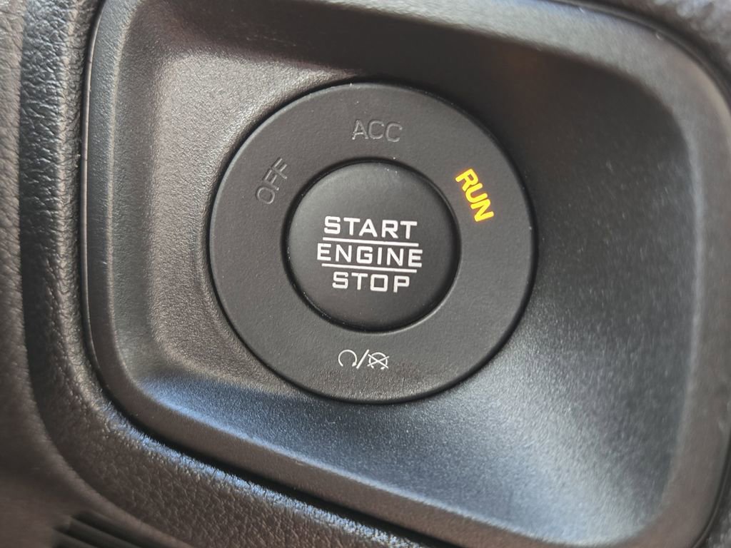 Used 2024 Jeep Gladiator Sport image 26