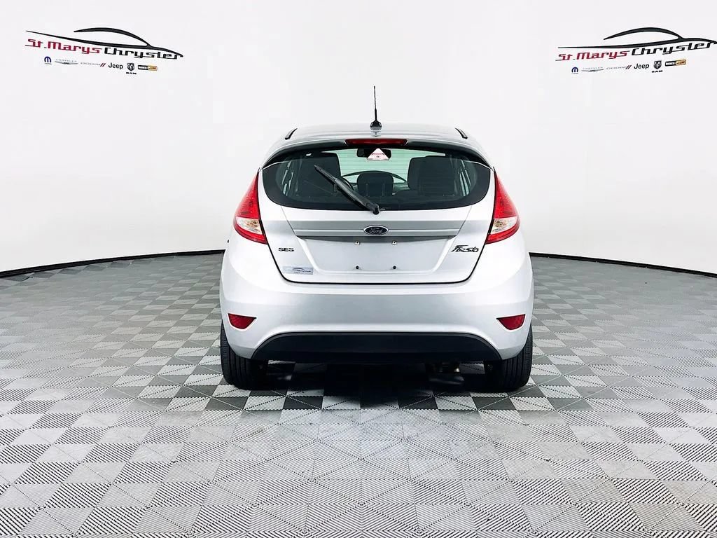 Used 2012 Ford Fiesta SES FWD image 7