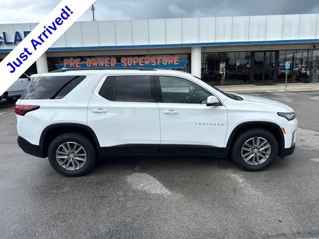 Used 2023 Chevrolet Traverse LT w/ LPO, Cargo Package AWD/4WD image 2