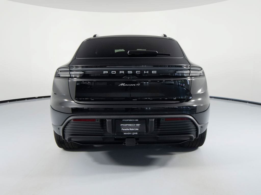 New 2026 Porsche Macan 4 Electric AWD/4WD image 9