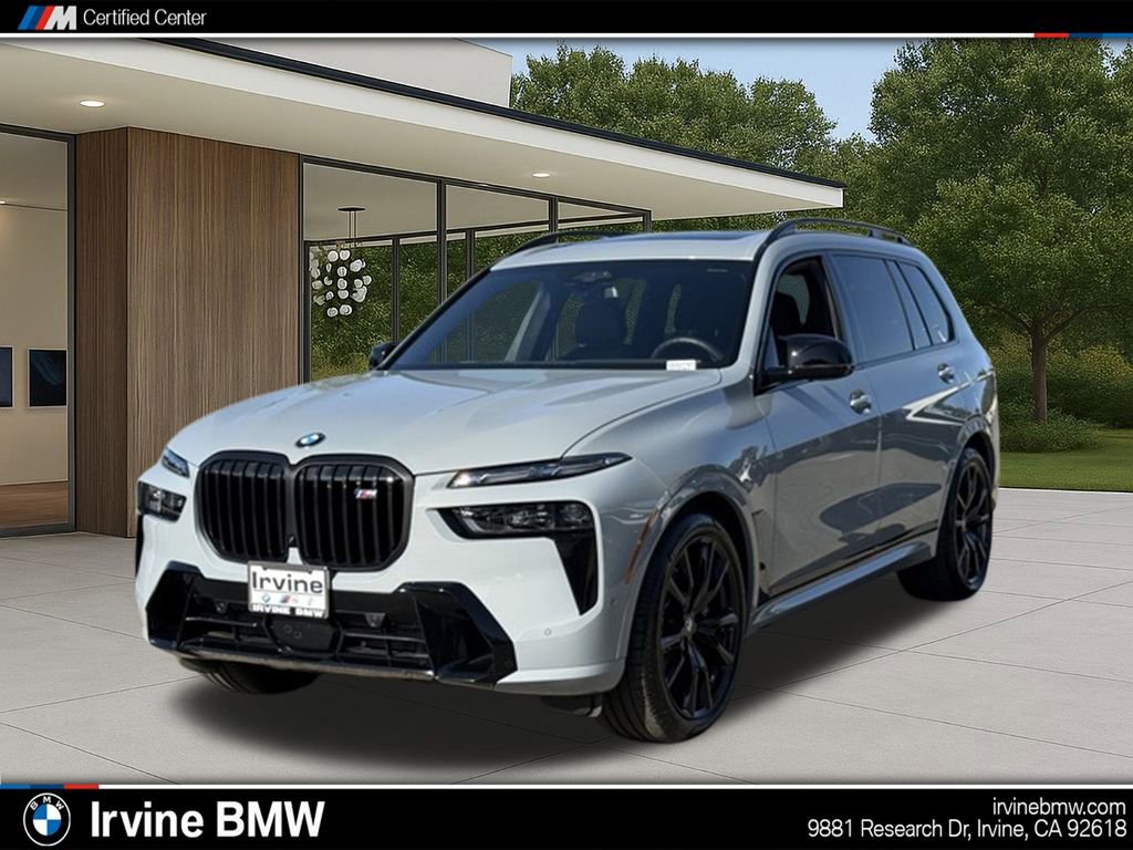 Used 2025 BMW X7 M60i image 1
