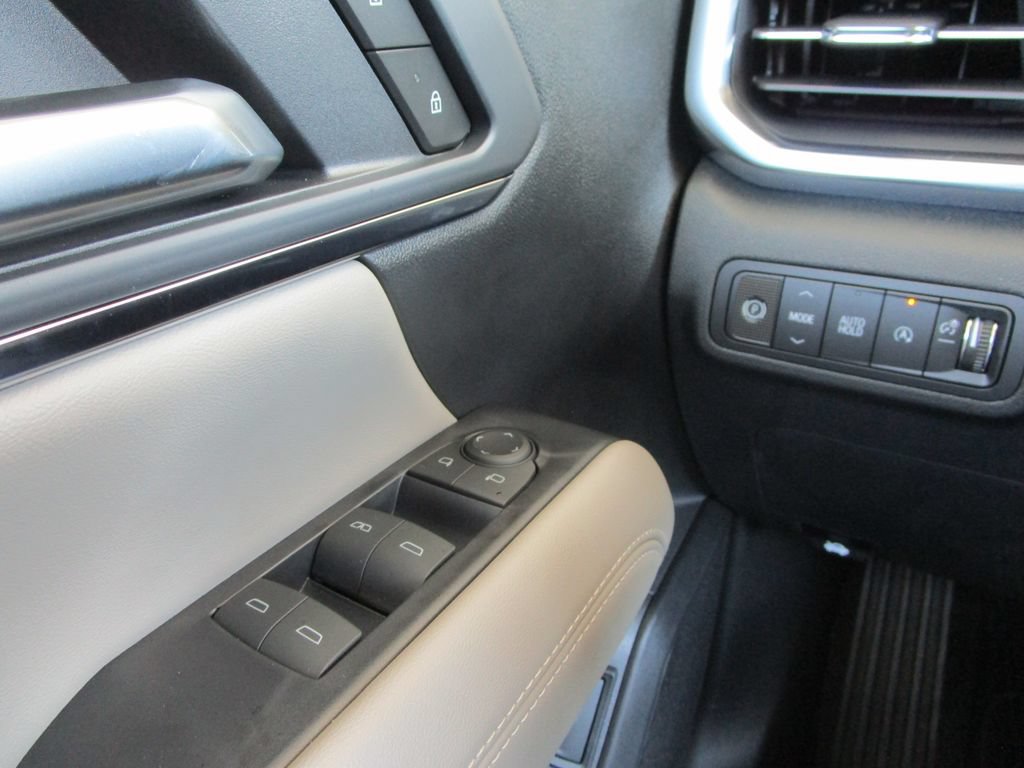 New 2027 GMC Terrain Elevation w/ Elevation Premium Package FWD image 31