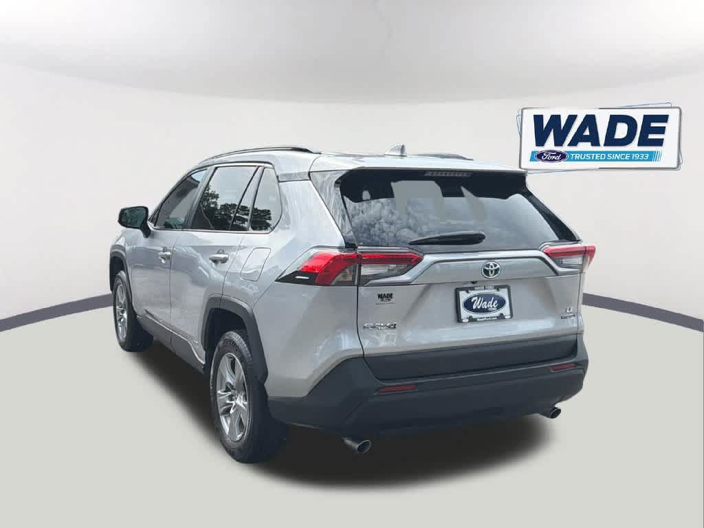 Used 2024 Toyota RAV4 LE AWD/4WD image 7