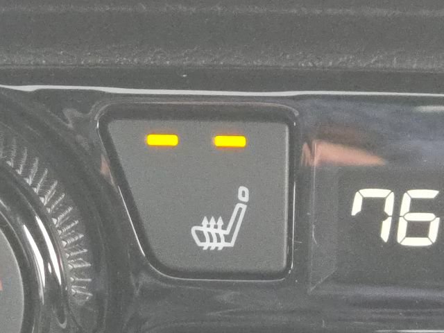 New 2026 Nissan Kicks SV image 7