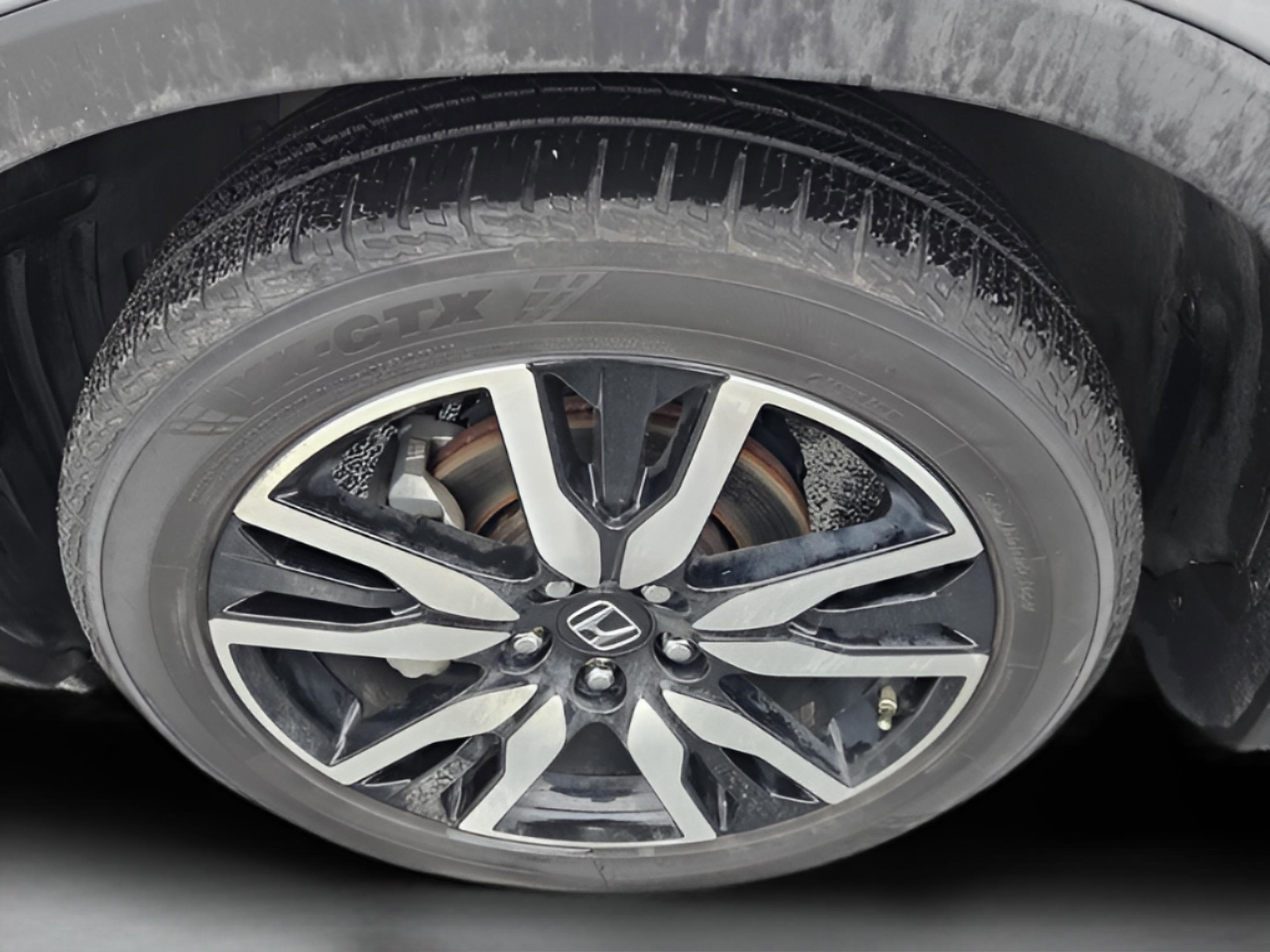 Used 2022 Honda Pilot Touring image 31