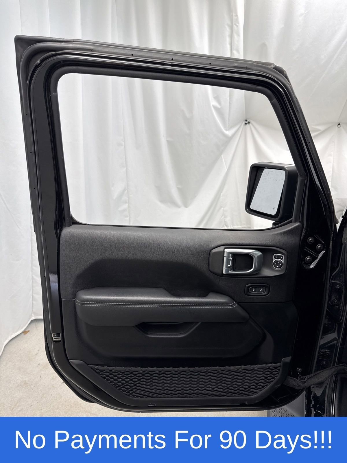 Used 2021 Jeep Wrangler Unlimited Sahara w/ Uconnect 4C Nav & Sound Group image 13