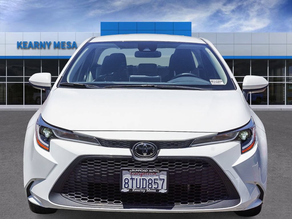 Used 2021 Toyota Corolla LE w/ Carpet Mat Package (TMS) FWD image 2