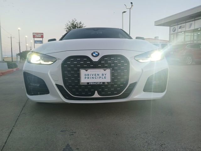 Used 2022 BMW 430i Convertible w/ M Sport Package image 3