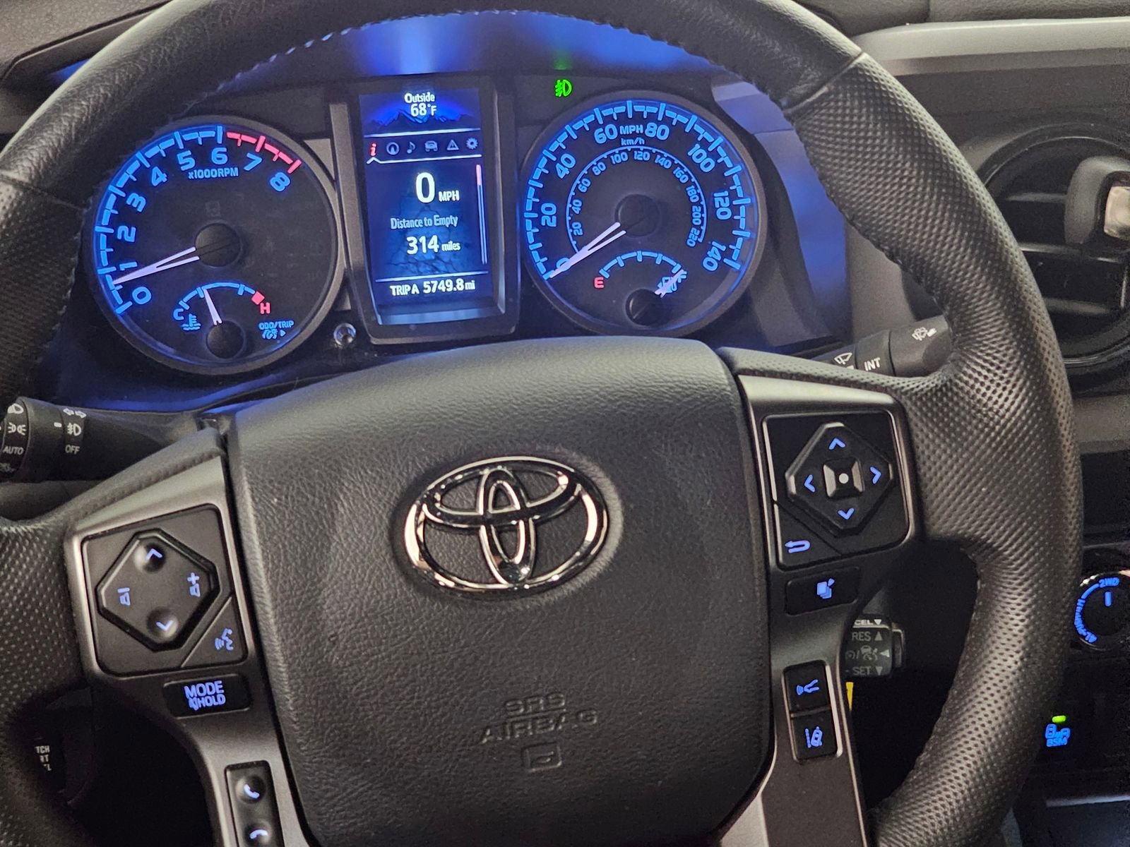 Used 2023 Toyota Tacoma TRD Pro AWD/4WD image 8