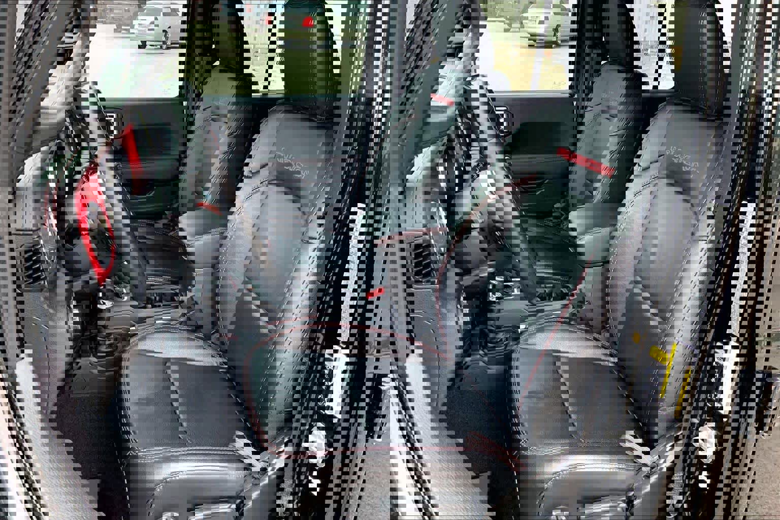 Used 2020 Jeep Wrangler Unlimited Rubicon AWD/4WD image 8