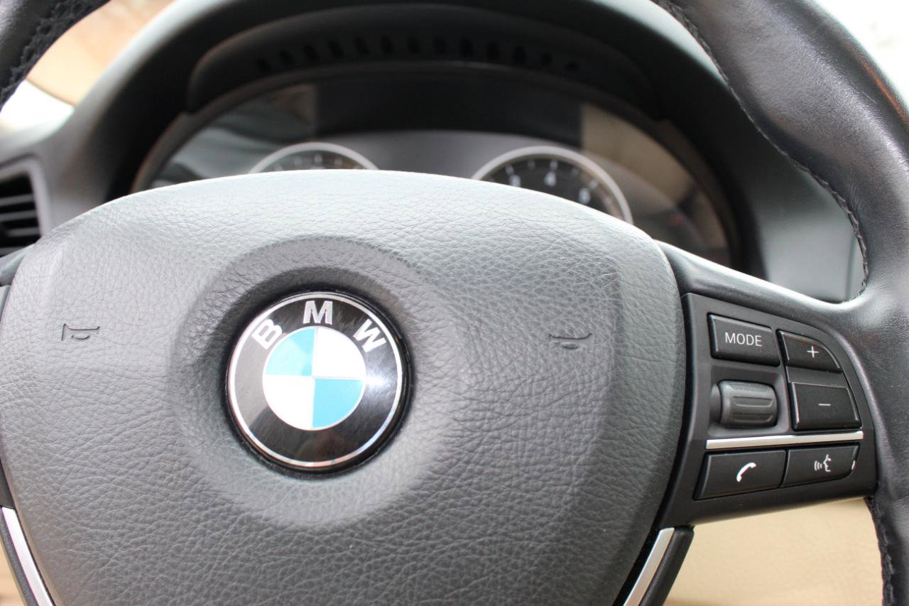 Used 2015 BMW 528i xDrive Sedan AWD/4WD image 30