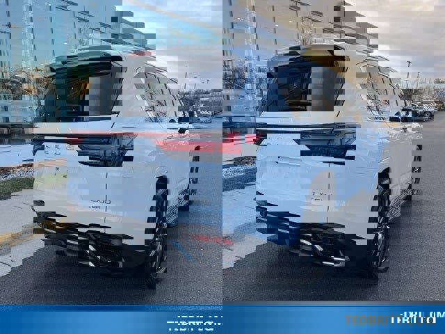 Used 2024 Lexus LX 600 F Sport image 8