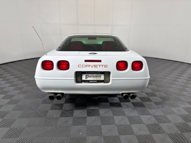 Used 1993 Chevrolet Corvette Coupe RWD image 34
