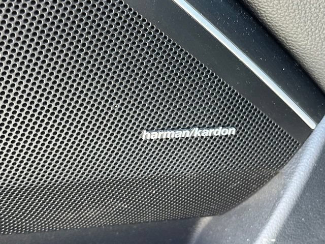 Used 2018 Kia Cadenza Technology FWD image 12
