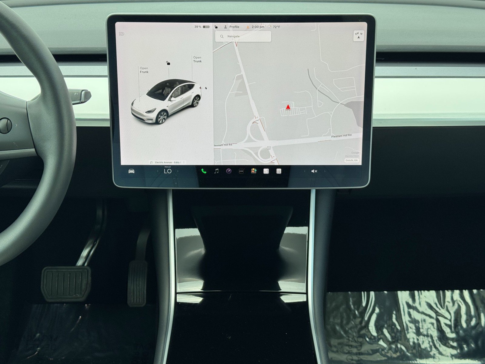 Used 2020 Tesla Model Y Long Range image 16