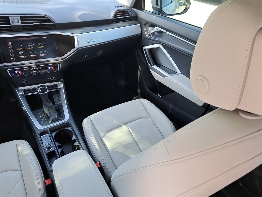Certified 2021 Audi Q3 2.0T Premium w/ Convenience Package image 25