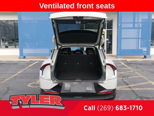 Used 2022 Kia EV6 Wind w/ Wind Technology Package AWD/4WD image 15