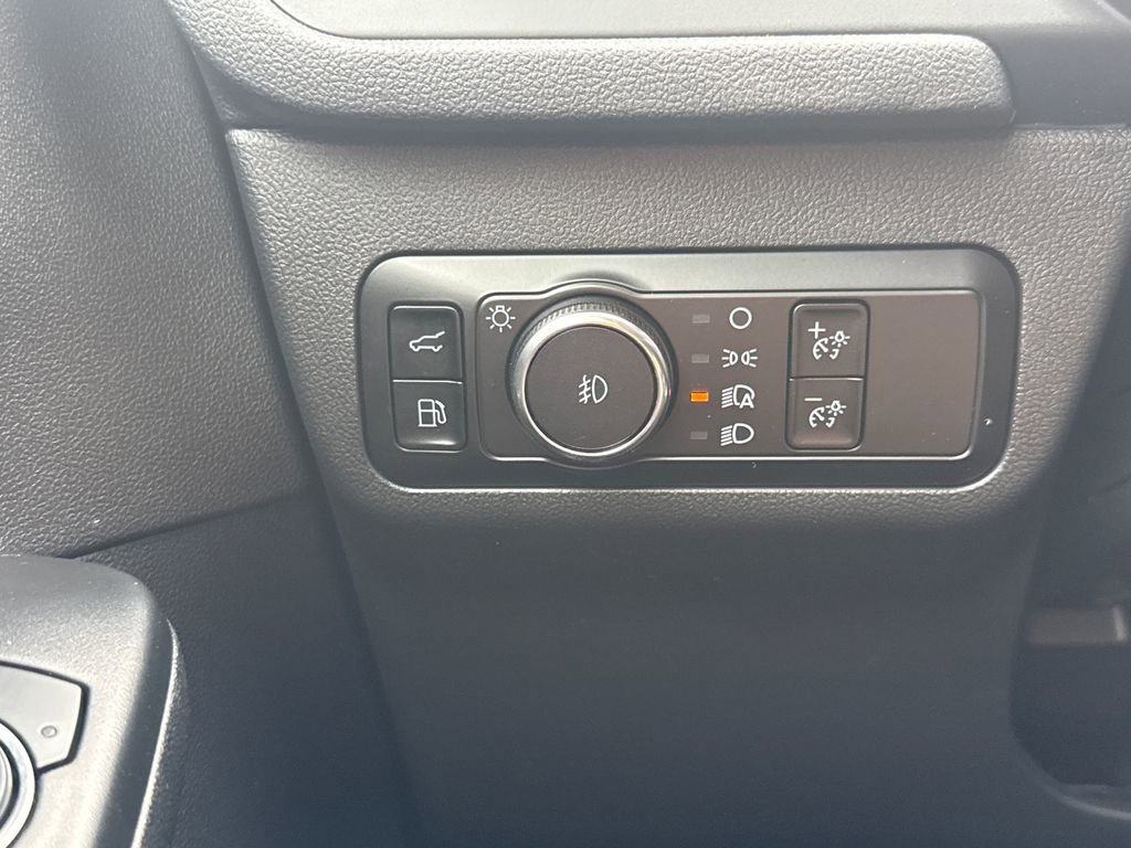 Used 2023 Ford Escape Platinum FWD image 33