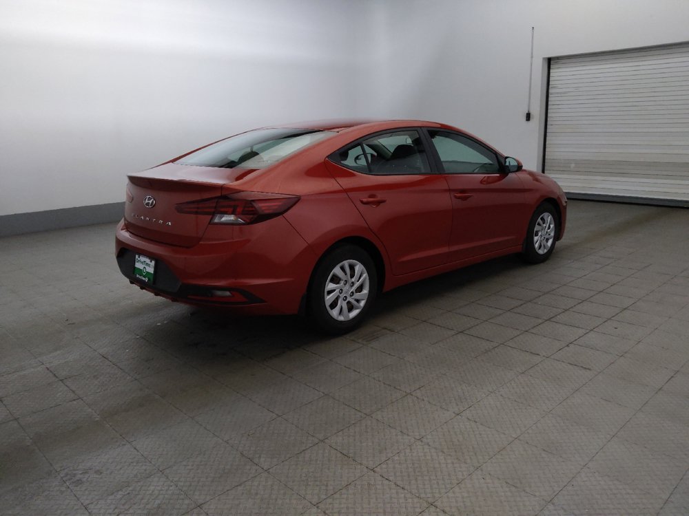 Used 2020 Hyundai Elantra SE FWD image 10