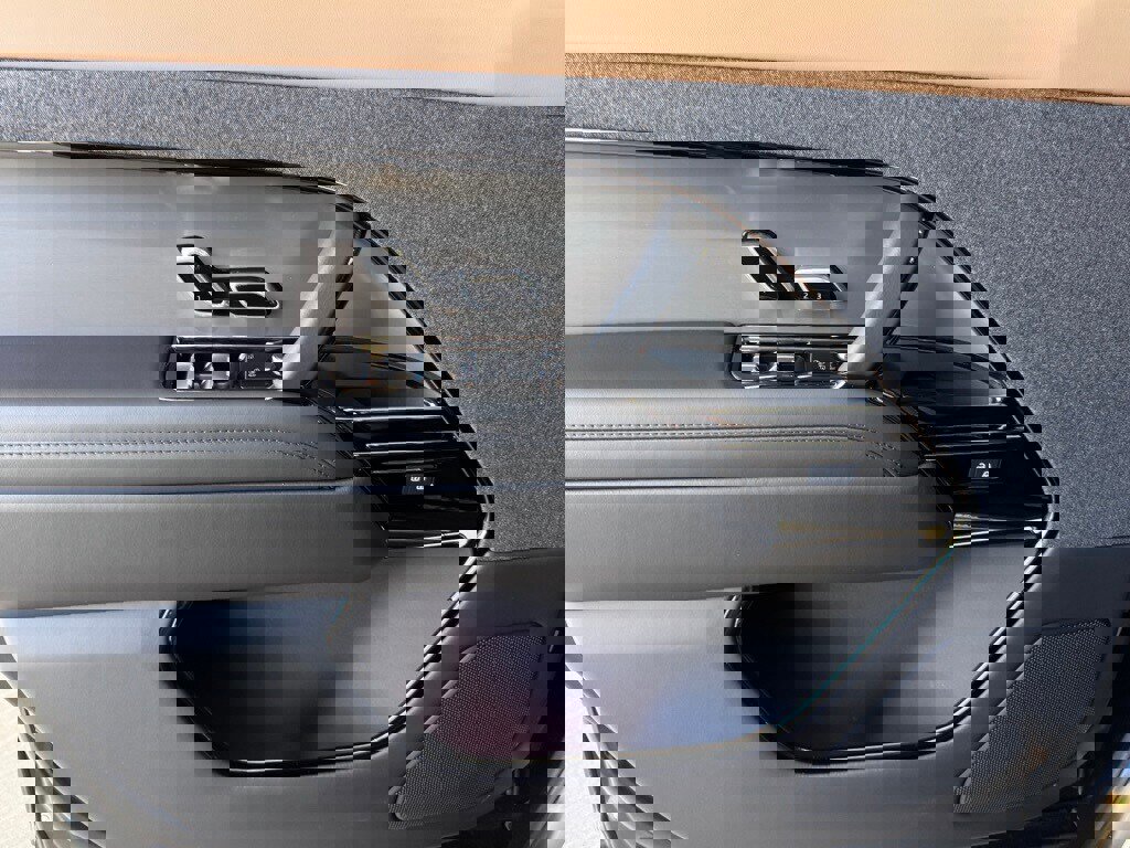 New 2026 Land Rover Range Rover Sport Dynamic SE image 17