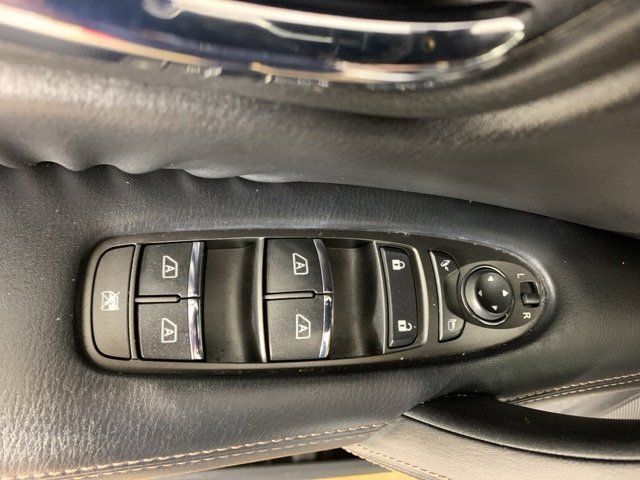 Used 2023 Nissan Armada Platinum w/ Captain's Chairs Package image 20