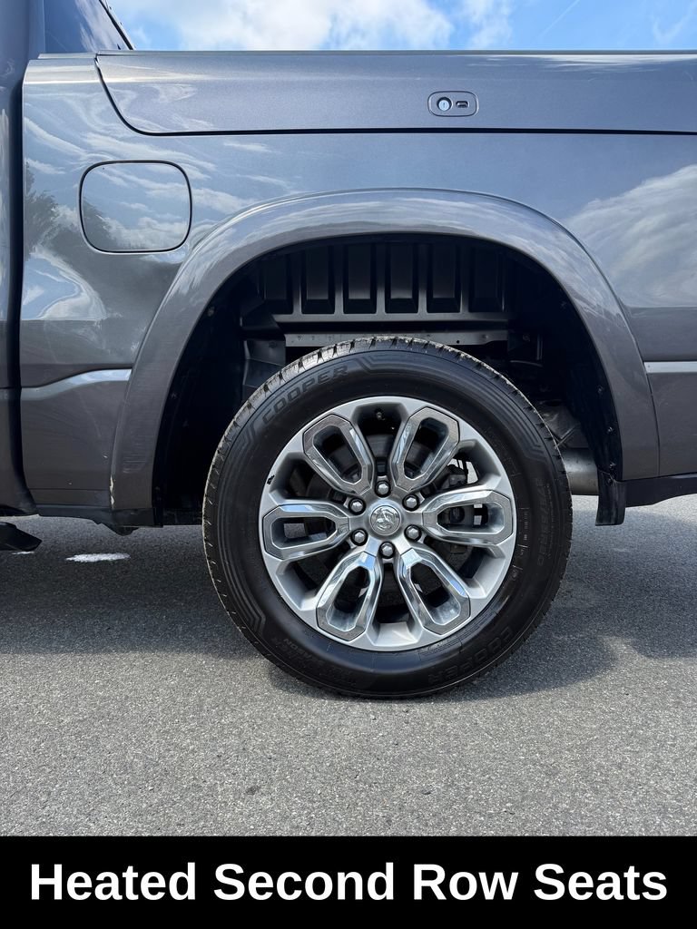 Used 2019 RAM 1500 Laramie AWD/4WD image 12