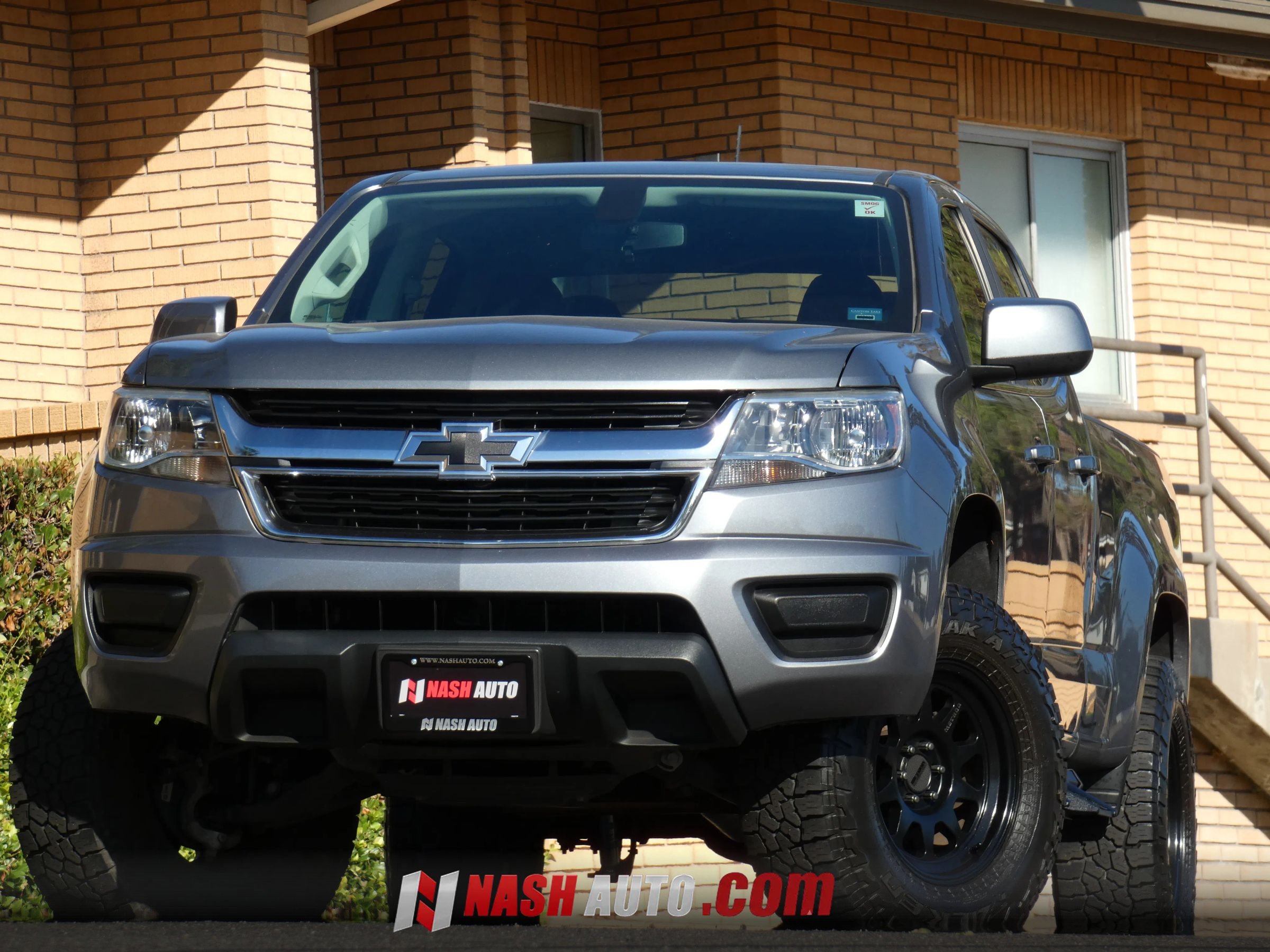 Used 2018 Chevrolet Colorado LT RWD image 2