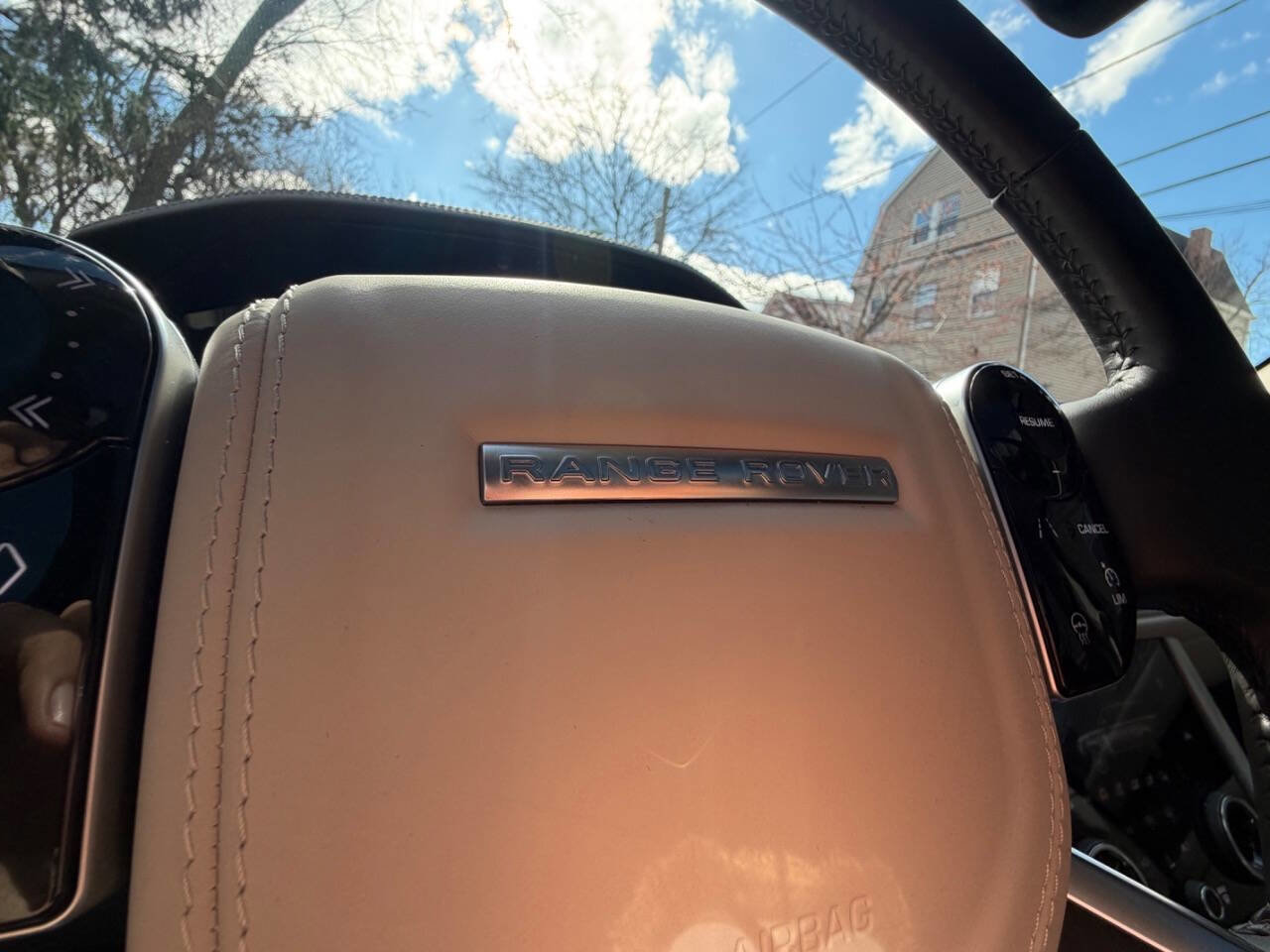 Used 2022 Land Rover Range Rover Westminster Edition image 19