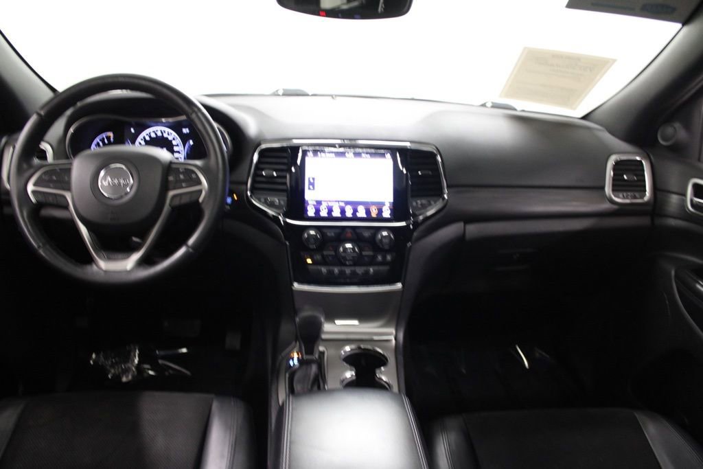 Used 2019 Jeep Grand Cherokee Altitude AWD/4WD image 28