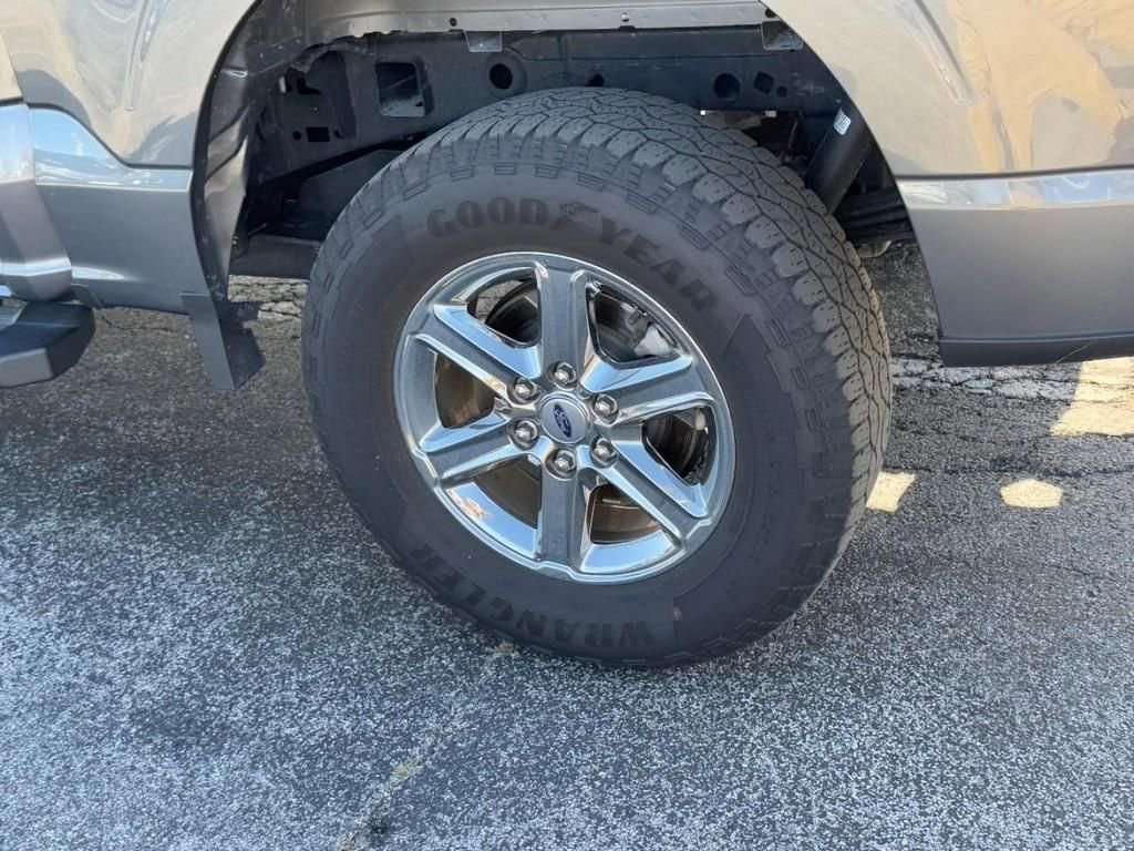 Used 2024 Ford F150 XLT w/ Mobile Office Package image 11