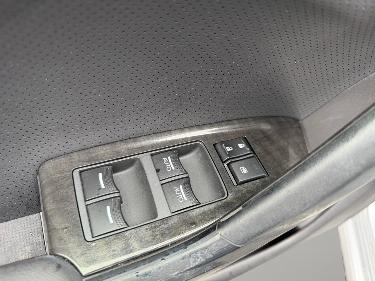 Used 2013 Acura TSX Sedan image 20