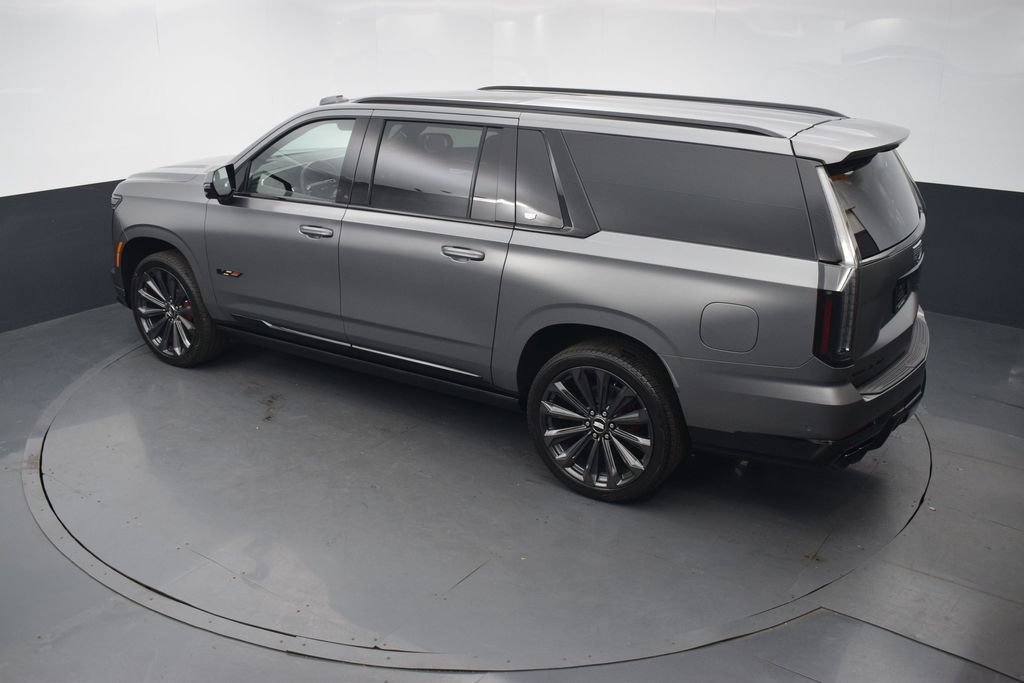 Certified 2026 Cadillac Escalade ESV V AWD/4WD image 44